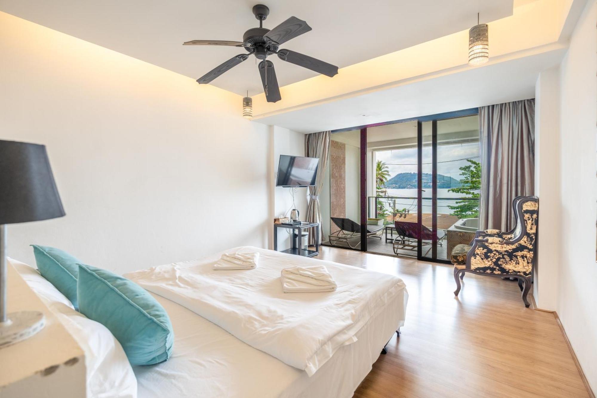 See Sea Villa Phuket Sha Patong Bagian luar foto