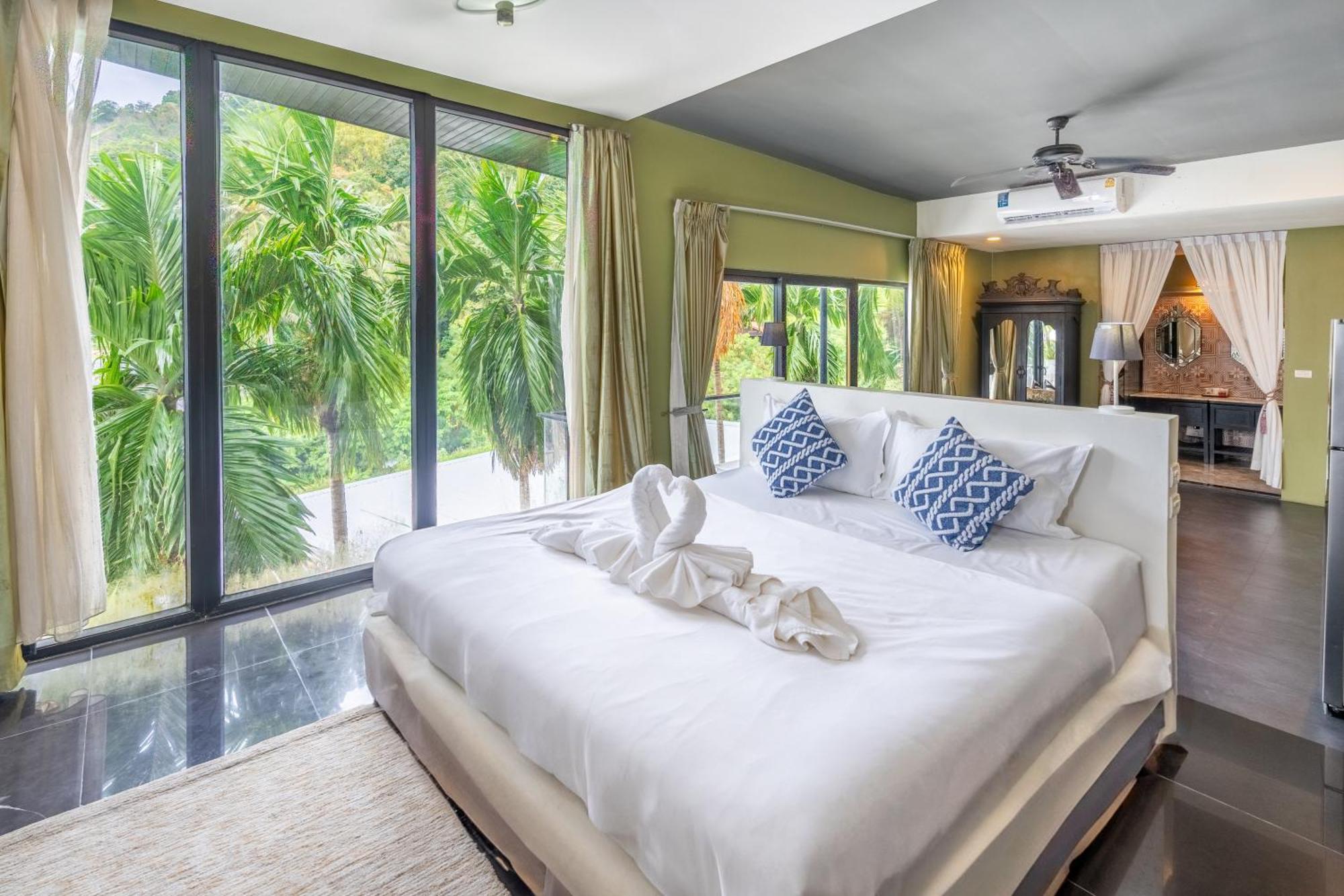 See Sea Villa Phuket Sha Patong Bagian luar foto