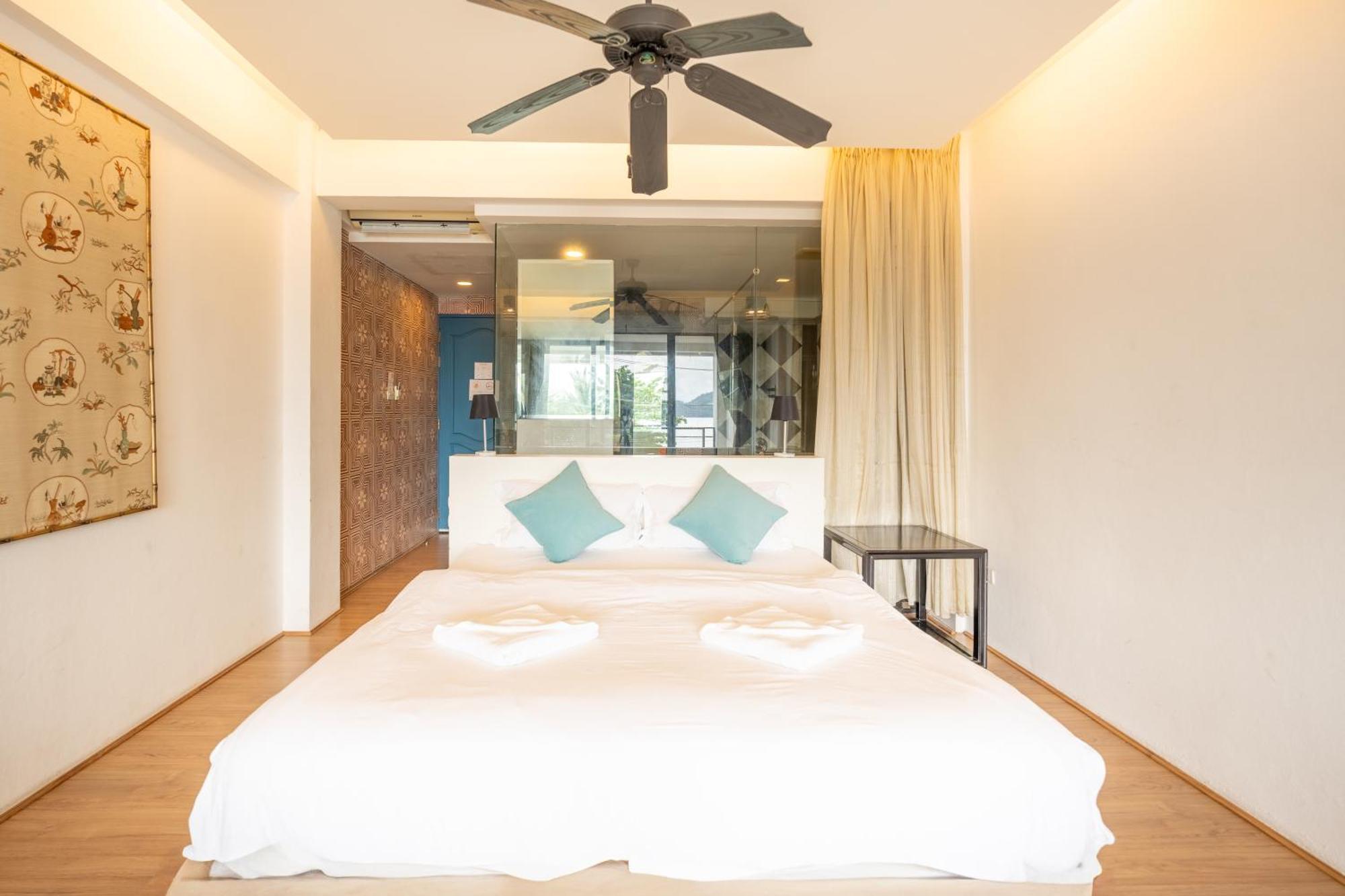 See Sea Villa Phuket Sha Patong Bagian luar foto